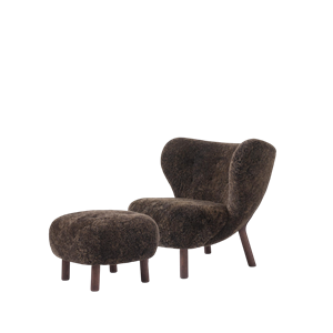 &Tradition Little Petra VB1 Exclusive Armchair Sheepskin Espresso/Dark Stained Oak Incl. ATD1 Pouf